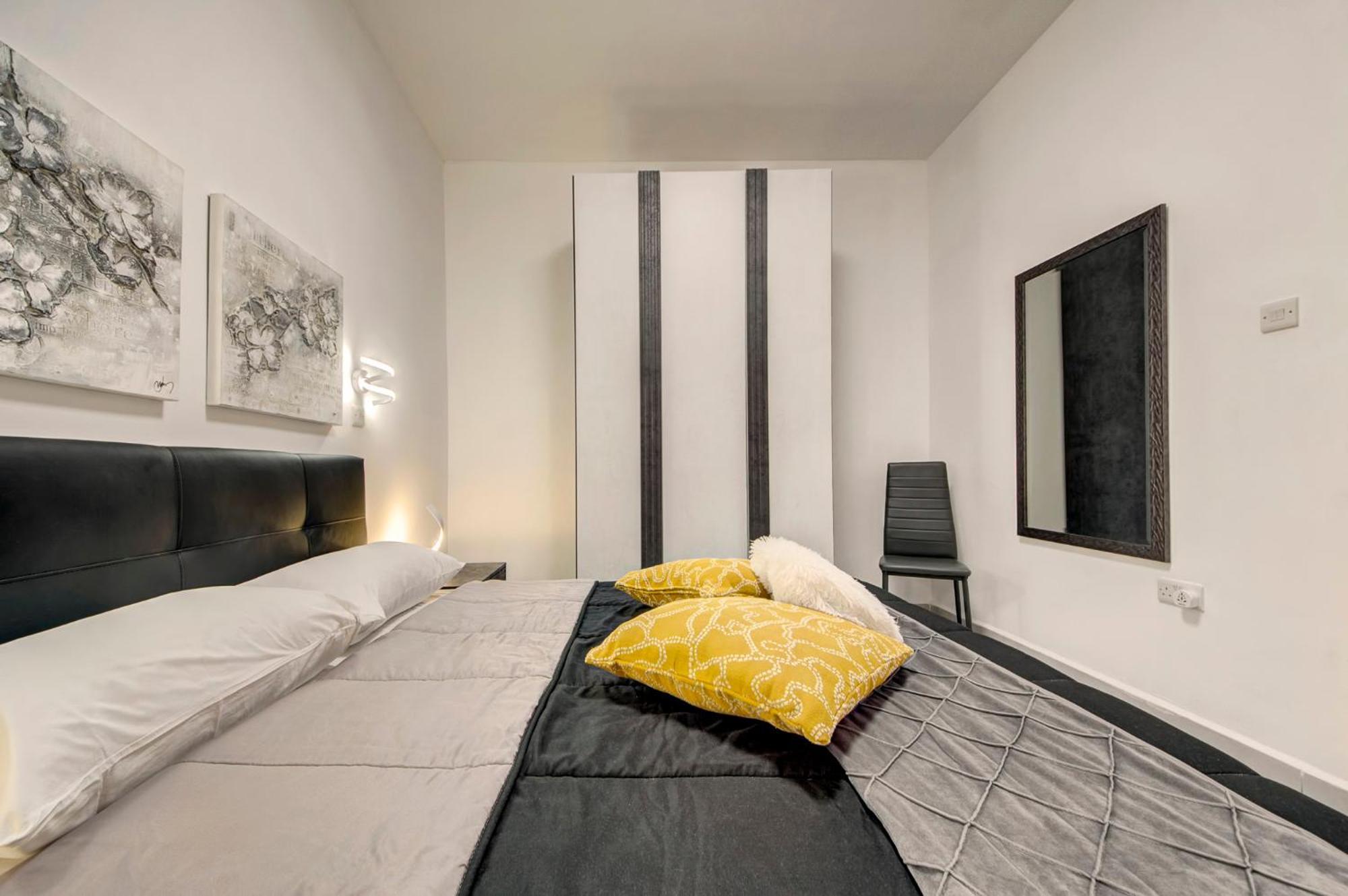 St Julians Apartment 1 Saint Julian's Ngoại thất bức ảnh